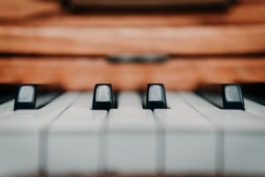 Abiding radio outlet